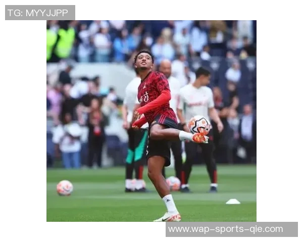 安东尼自愿降薪助力曼联转会桑乔拉什福德高薪难求引发热议